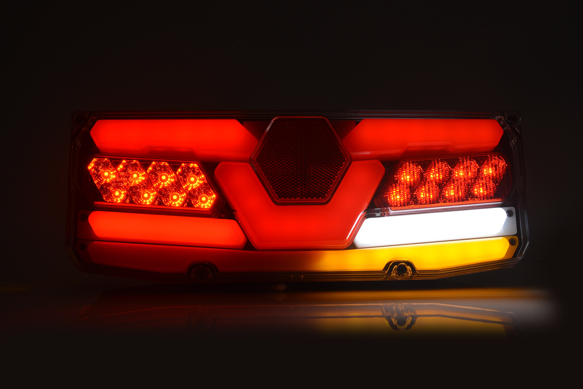 Hátsólámpa LED 1200 DD O12/IP68