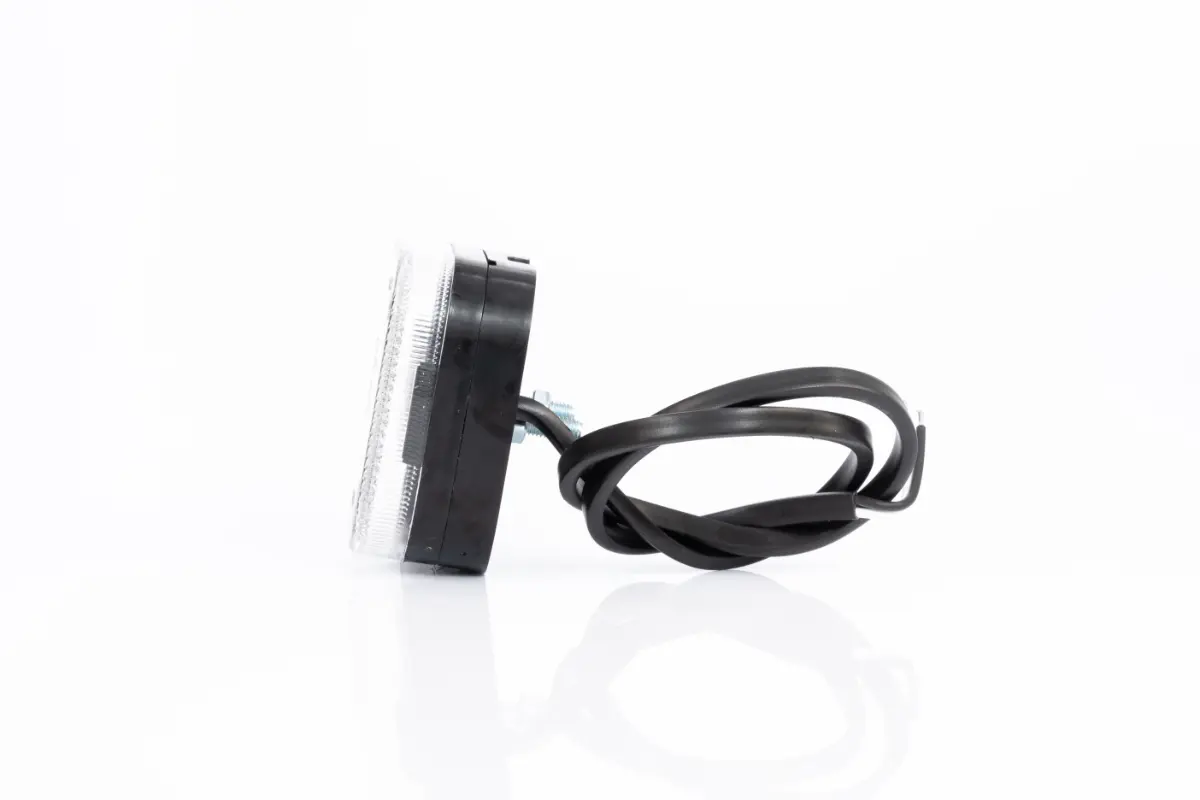 Szélességjelző 12-24V MAN kocka alakú sík hátoldlalas fehér 4 LED-es 62mm x 62mm (FT-27B LED)