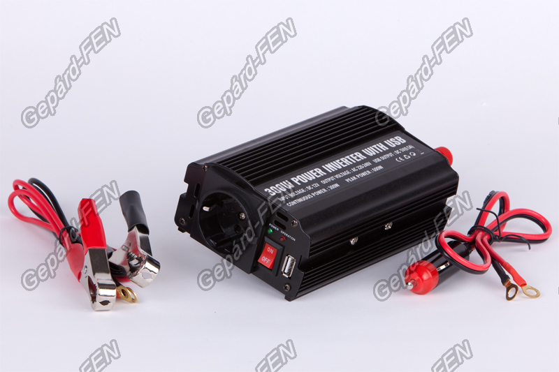 Áramátalakító Inverter 12V -> 220V 300W (fém házas, ventillátoros hútés) +USB dugó