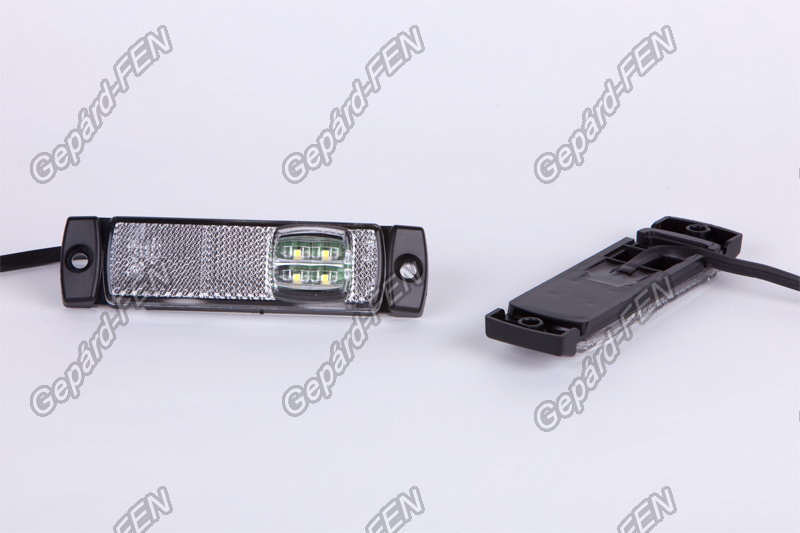 Szélességjelző 12-24V téglalap alakú sík hátoldalas fehér szélén 4 LED-es 130mm x 32mm (FT-18B LED)